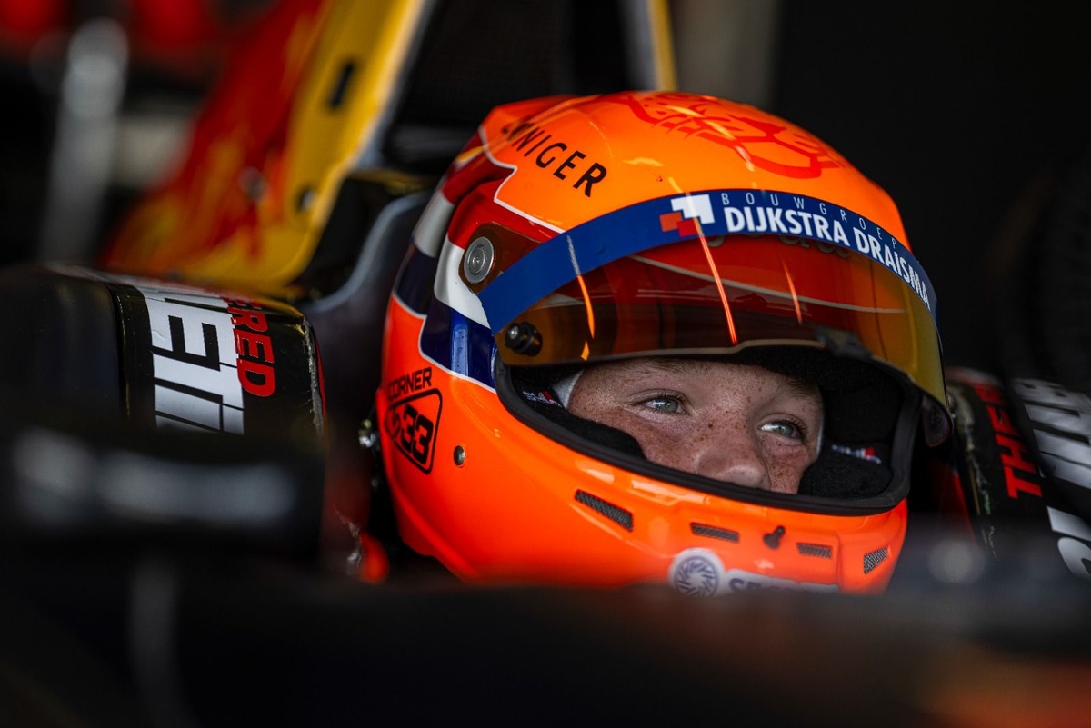 Exclusief: Dit overtuigde Helmut Marko om Rocco Coronel vast te leggen